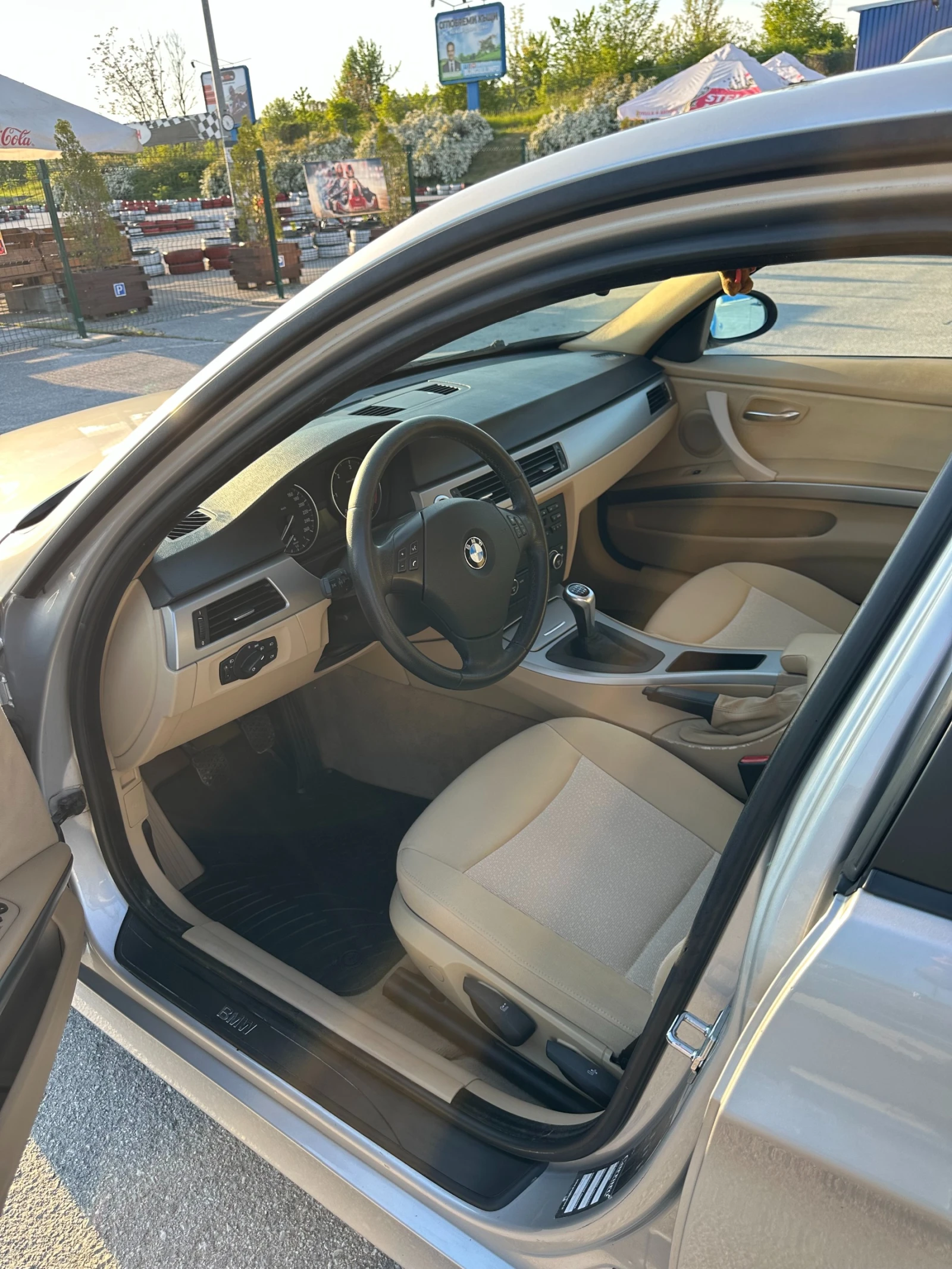 BMW 320, снимка 7 - Автомобили и джипове - 54496508