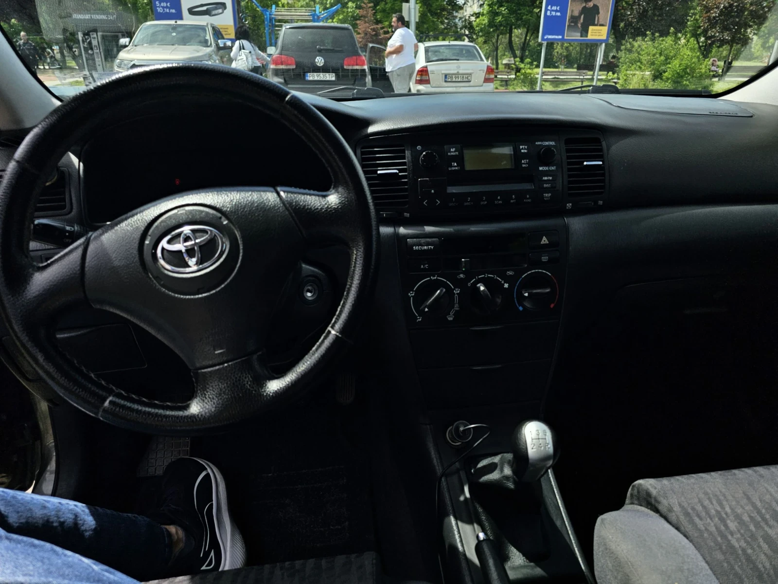 Toyota Corolla 1.4 газ, снимка 7 - Автомобили и джипове - 54519142