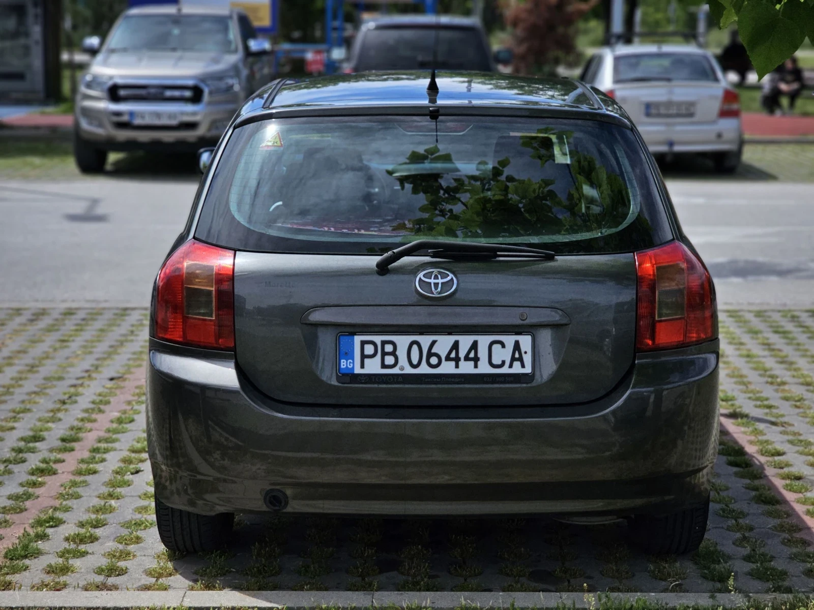 Toyota Corolla 1.4 газ, снимка 3 - Автомобили и джипове - 54519142