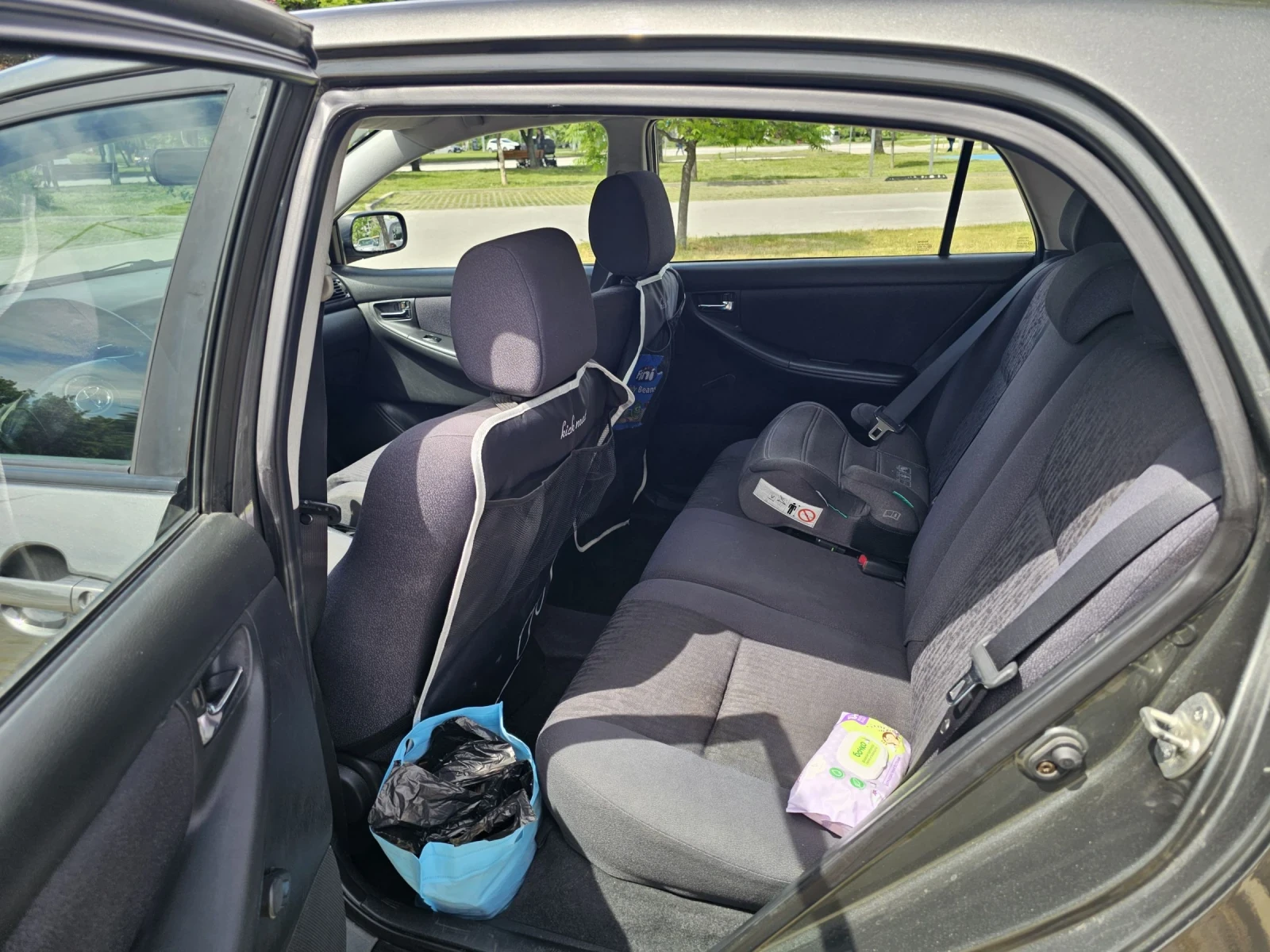 Toyota Corolla 1.4 газ, снимка 4 - Автомобили и джипове - 54519142