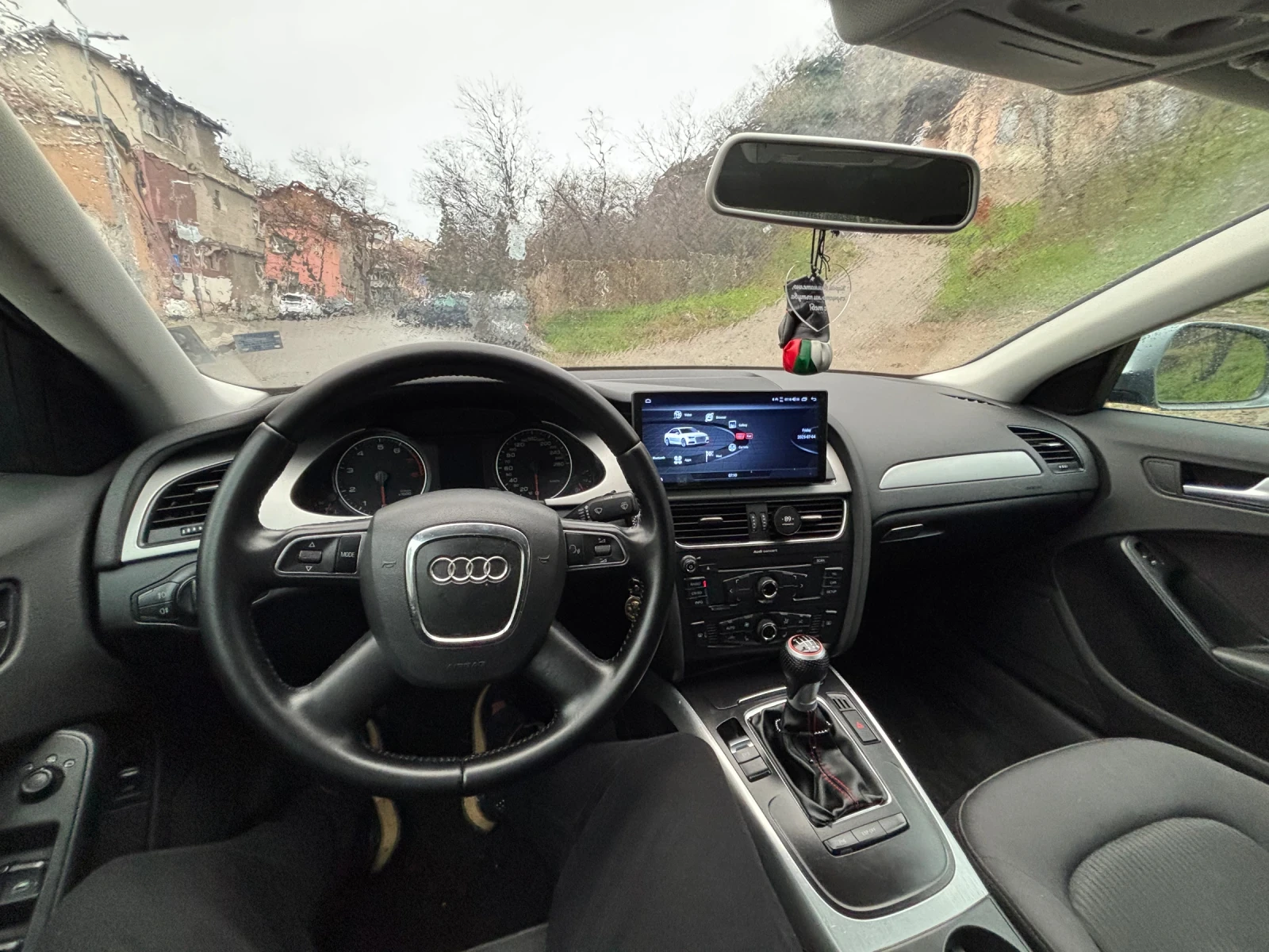 Audi A4 1, 8 TFSI , 6-скорости, снимка 4 - Автомобили и джипове - 54581184