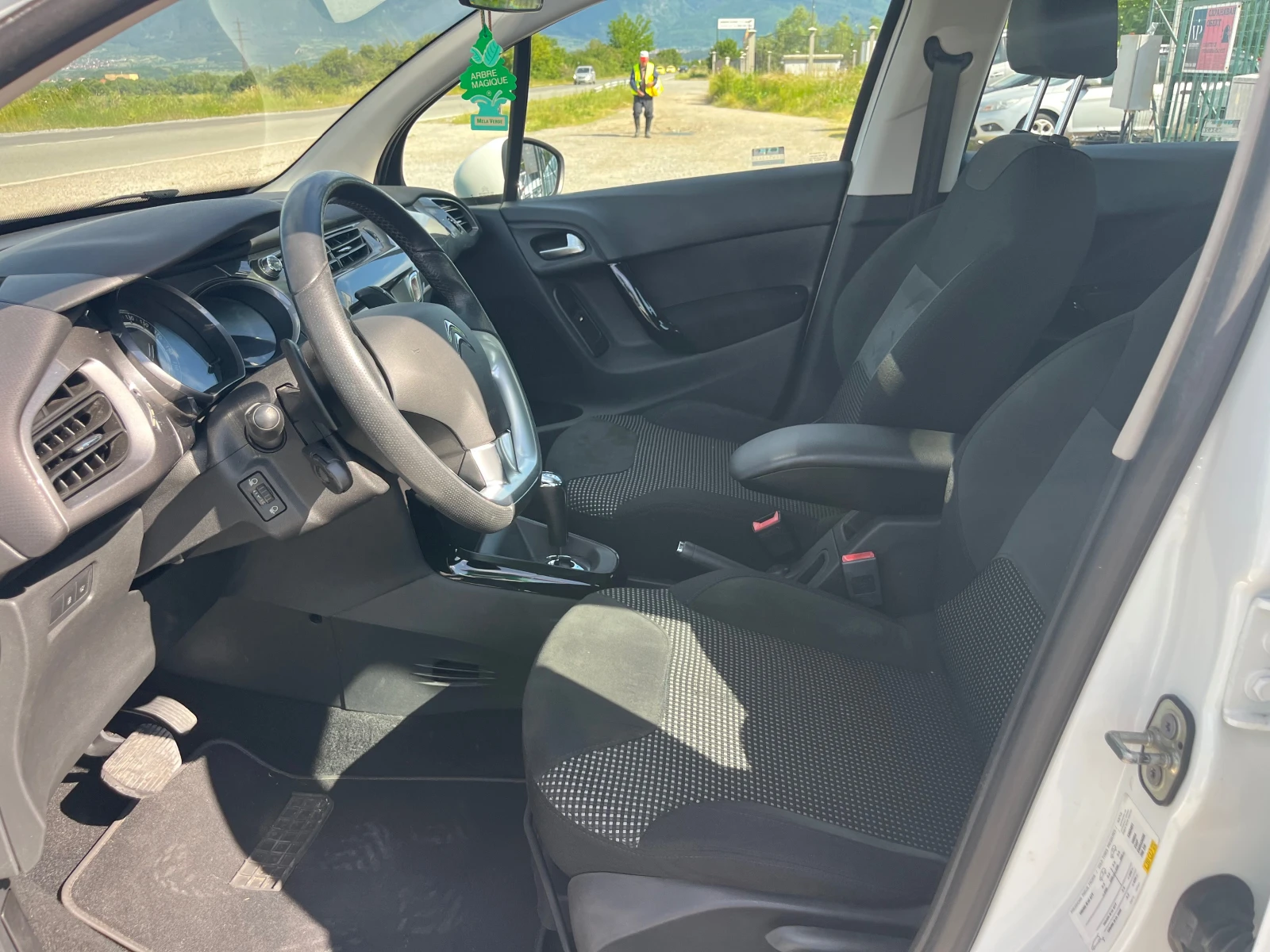 Citroen C3 1.2 AVTOMAT Exclusiv | Mobile.bg � ����������� 9