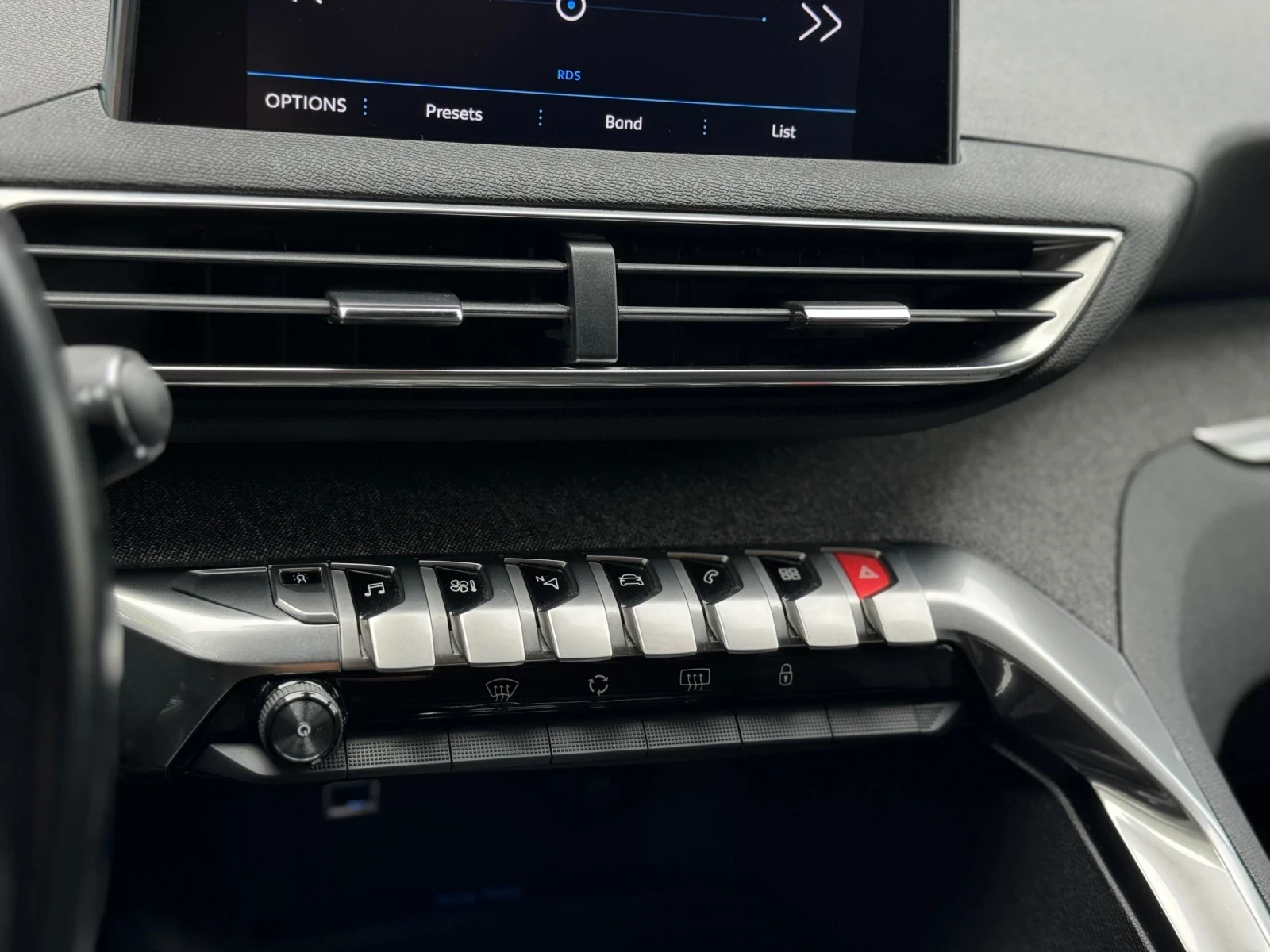 Peugeot 3008 2.0 HDI, снимка 7 - Автомобили и джипове - 54945914