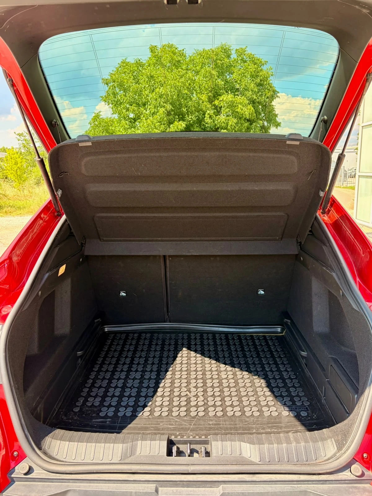 Renault Arkana E-TECH RS line 42.000km, снимка 15 - Автомобили и джипове - 55155832