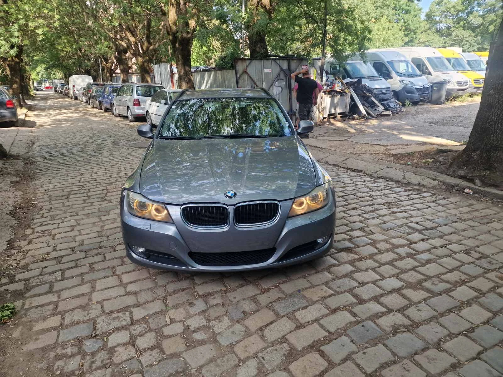 BMW 318, снимка 2 - Автомобили и джипове - 55258357