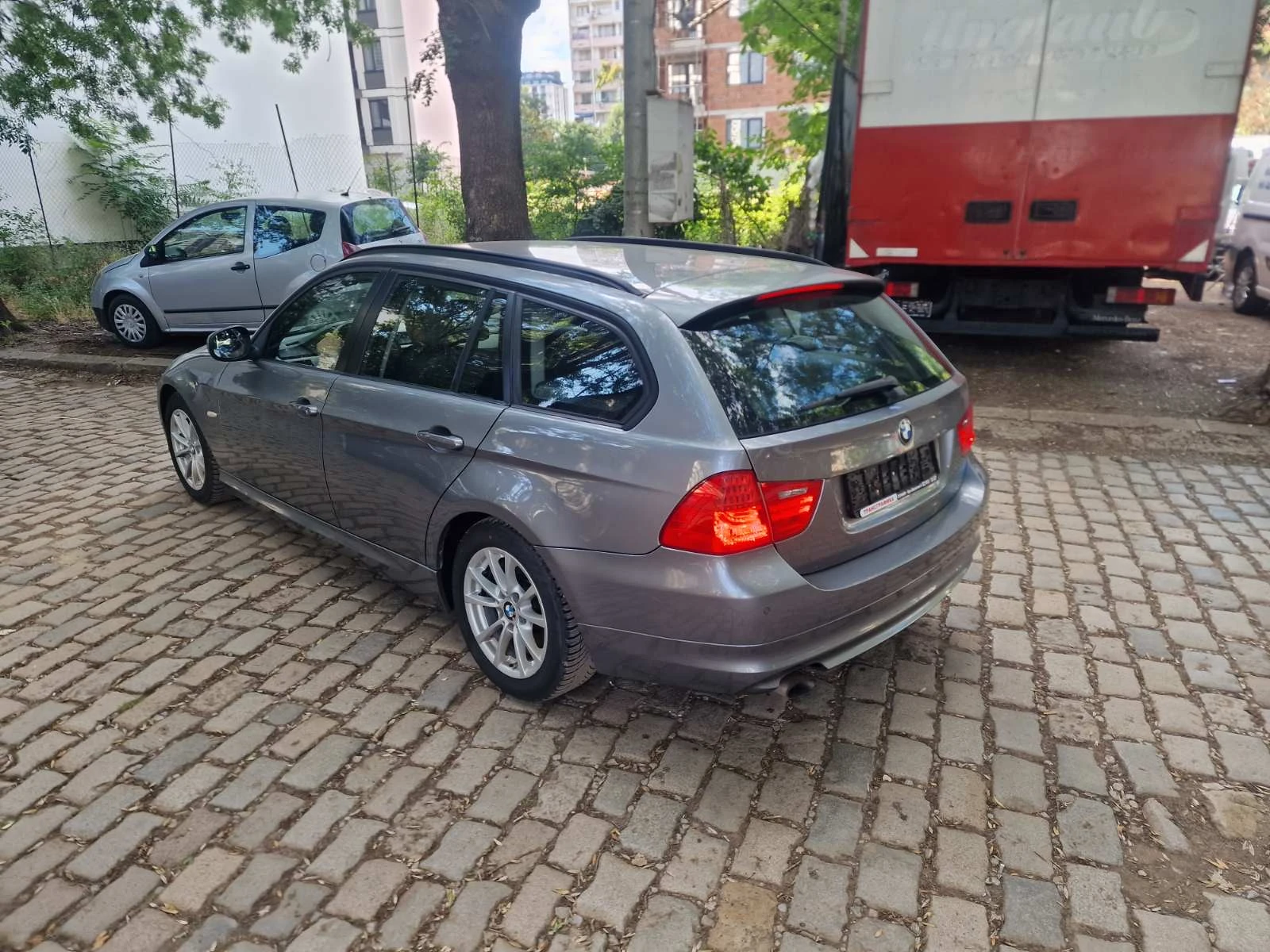 BMW 318, снимка 4 - Автомобили и джипове - 55258357