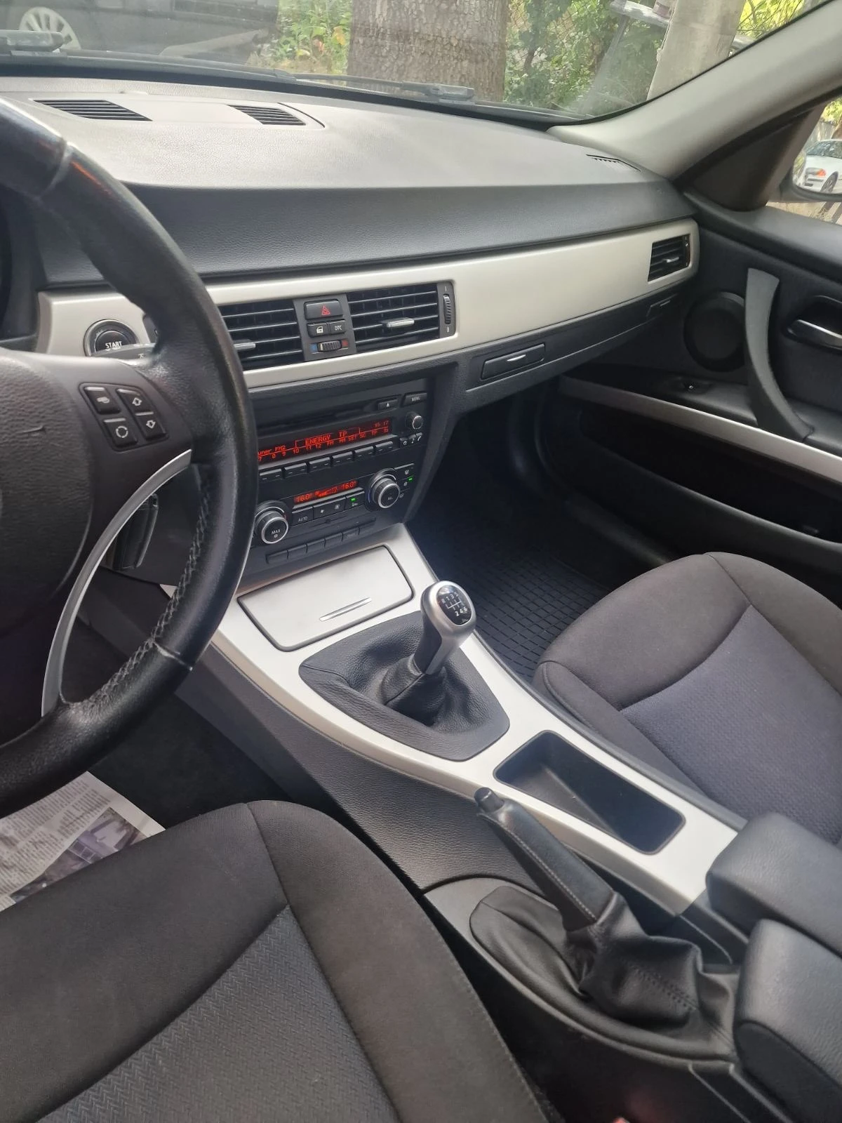BMW 318, снимка 8 - Автомобили и джипове - 55258357