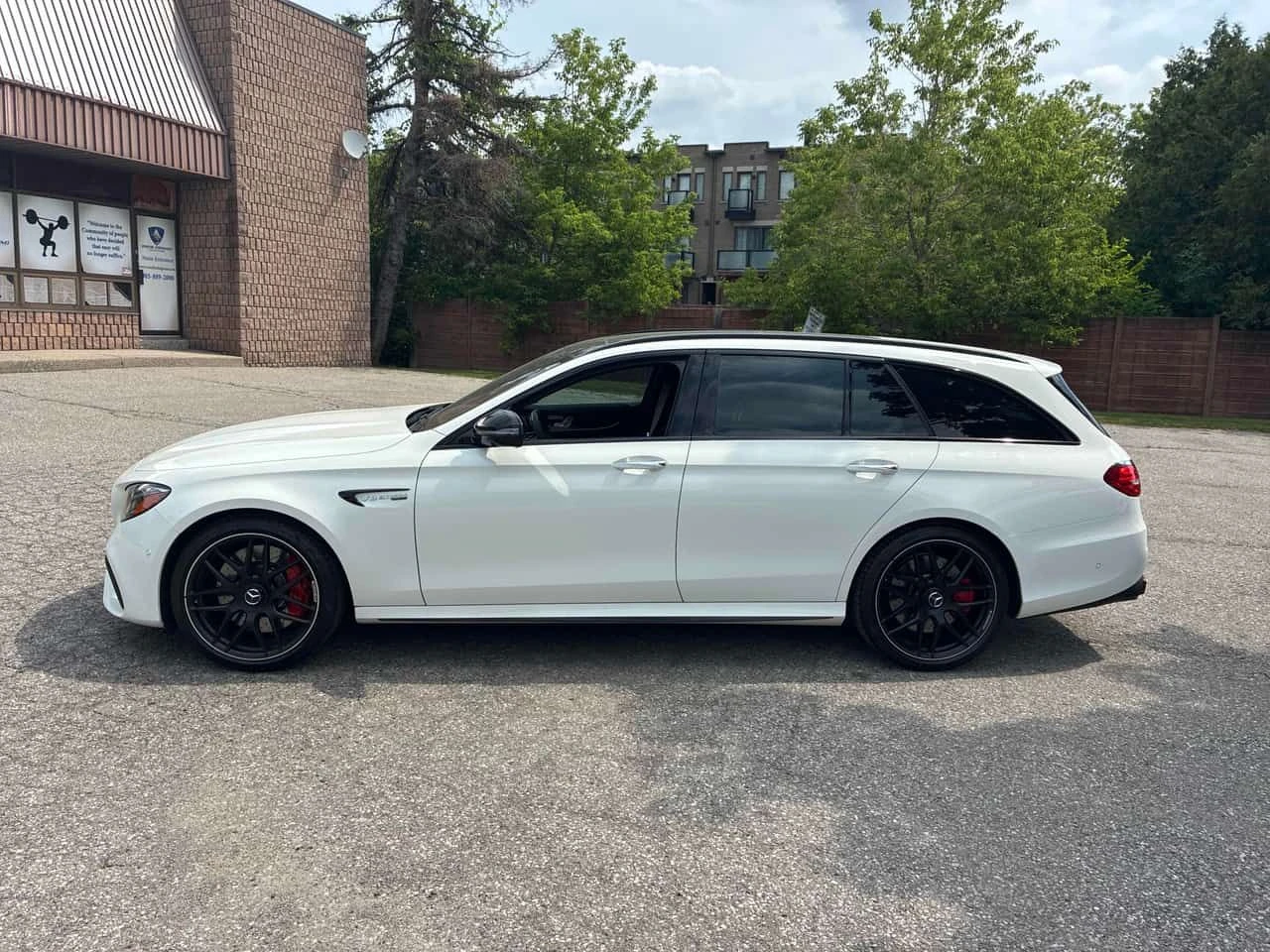 Mercedes-Benz AMG GT C * E 63 S * CARFAX * ���� �� �� | Mobile.bg � ����������� 2