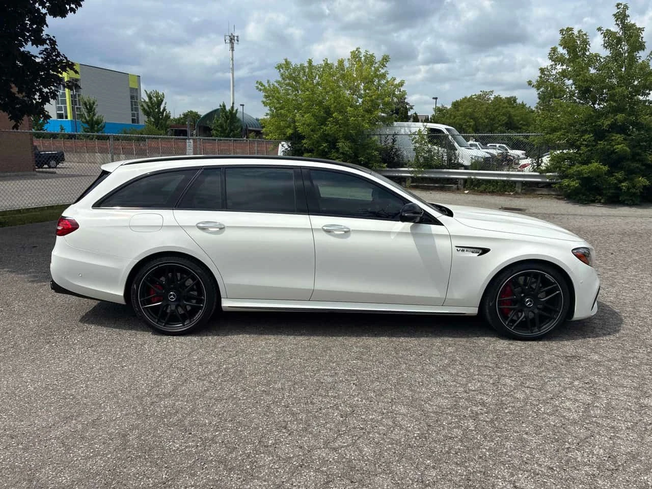 Mercedes-Benz AMG GT C * E 63 S * CARFAX * ���� �� �� | Mobile.bg � ����������� 3