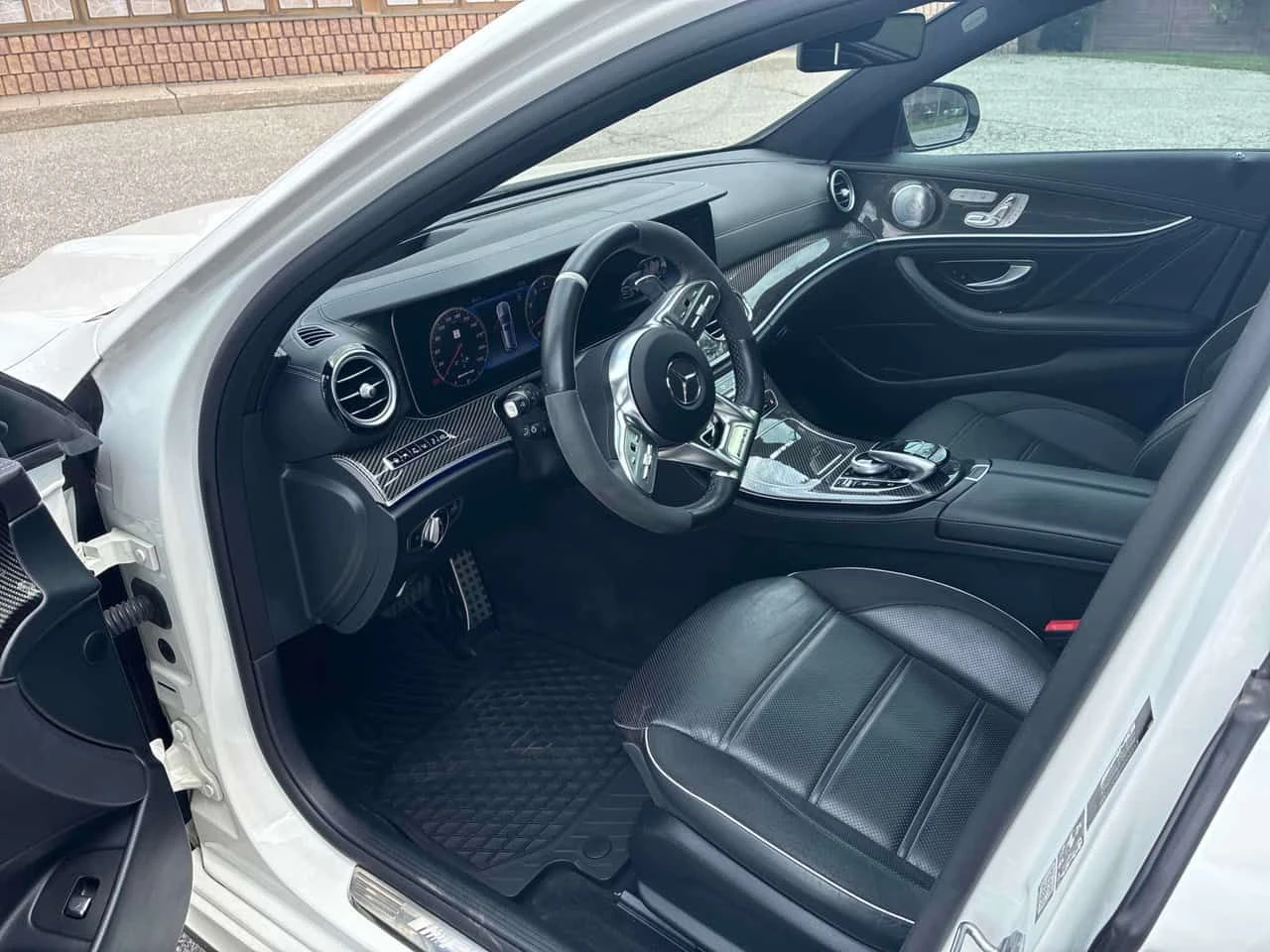 Mercedes-Benz AMG GT C * E 63 S * CARFAX * ���� �� �� | Mobile.bg � ����������� 8