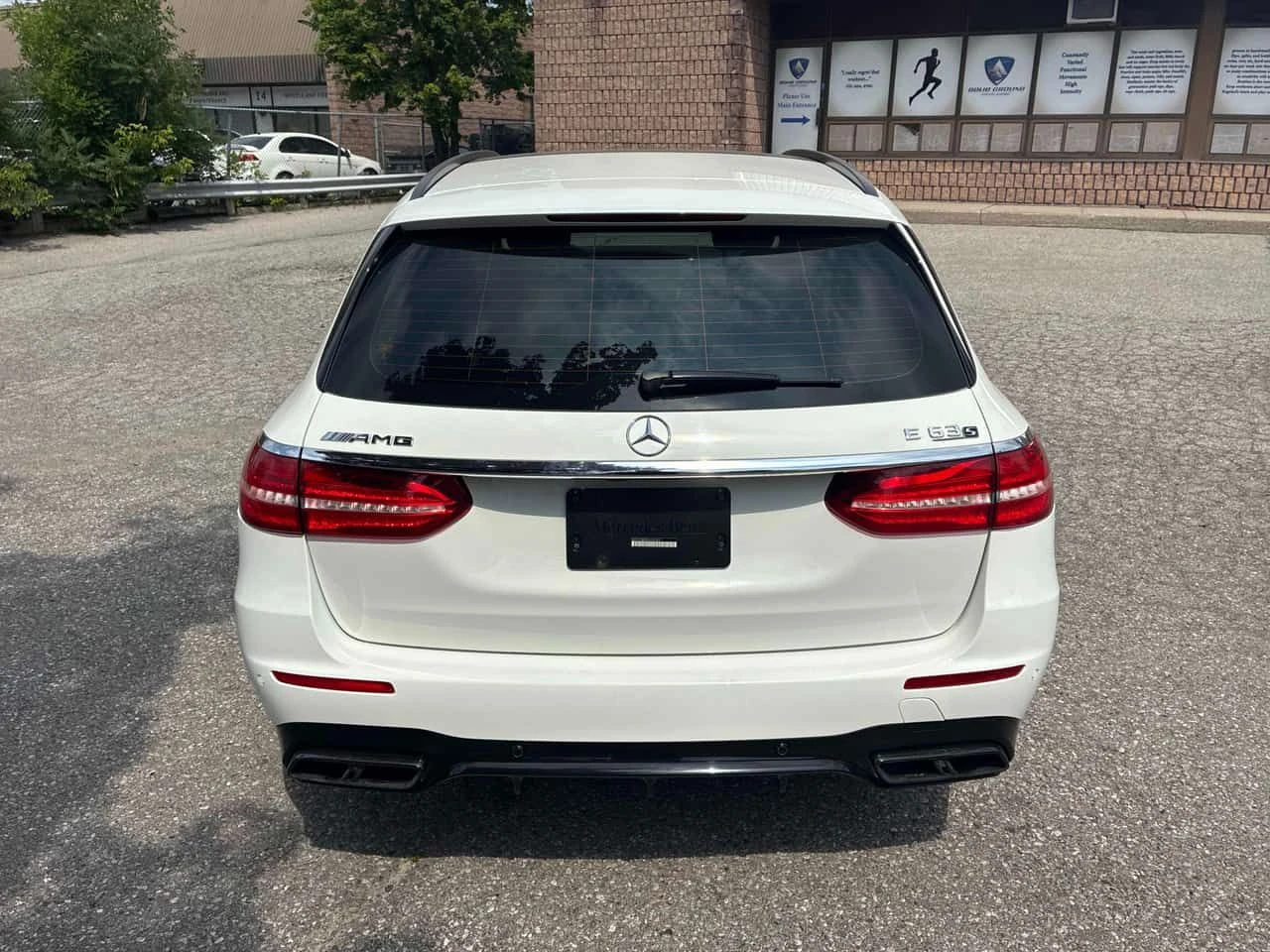 Mercedes-Benz AMG GT C * E 63 S * CARFAX * ���� �� �� | Mobile.bg � ����������� 4