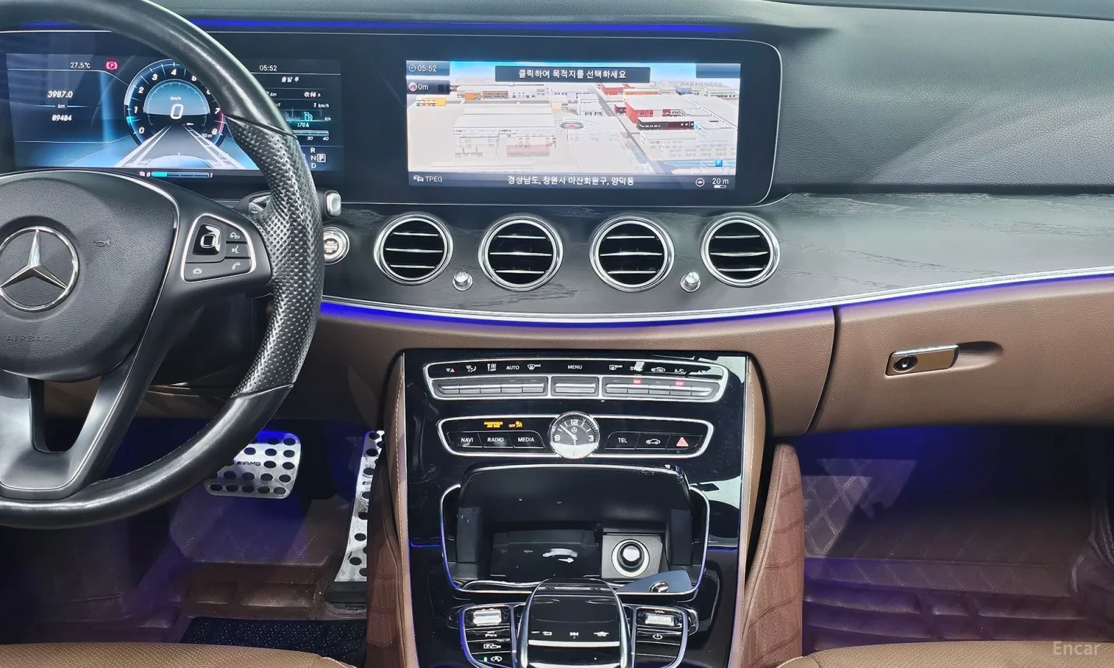 Mercedes-Benz E 300 AMG-LINE* TOP CENA* UNIKAT* TEXNOTEST, снимка 14 - Автомобили и джипове - 55265081