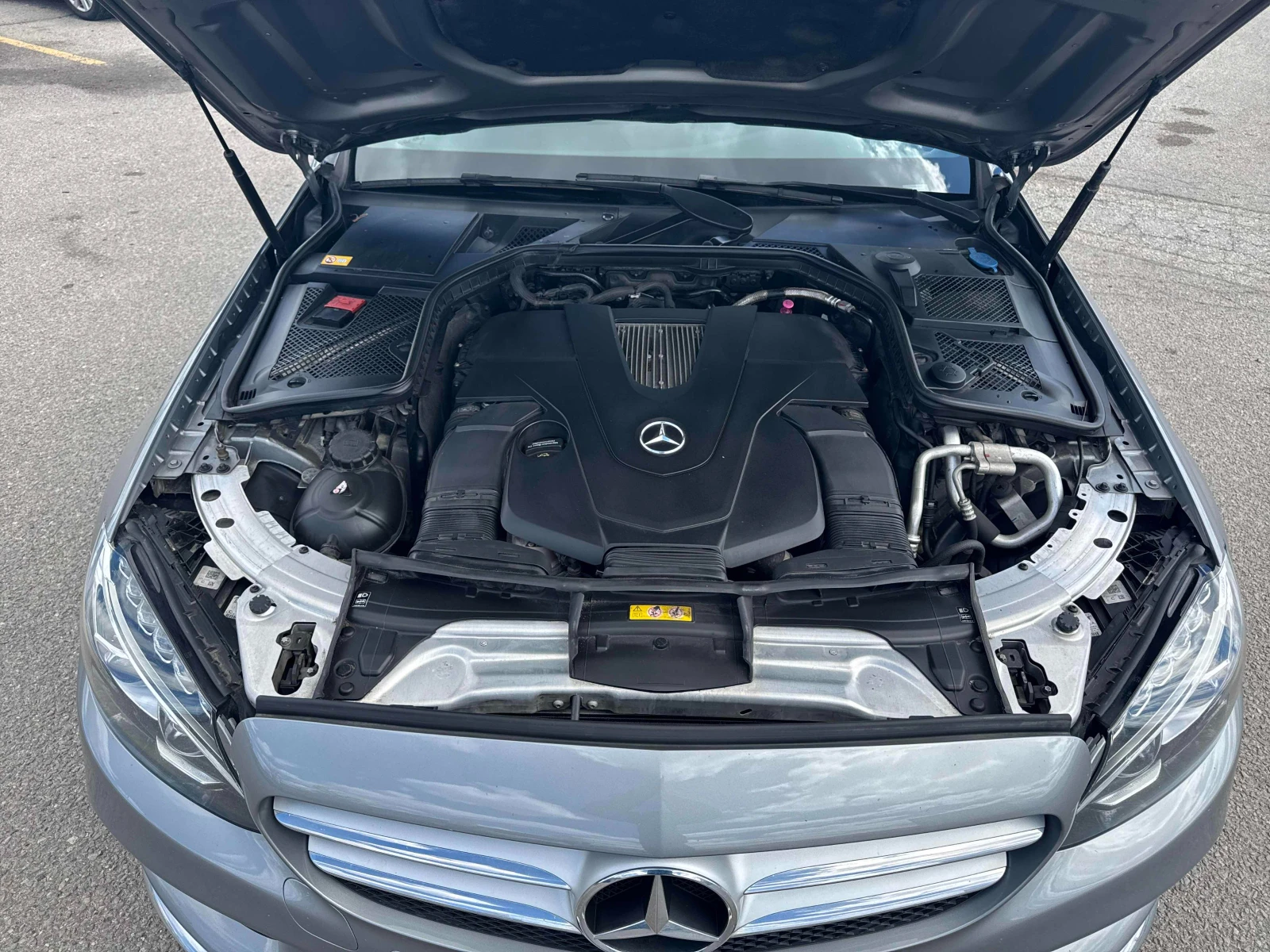 Mercedes-Benz C 400 Burmester * AMG Line * АвтоКредит * (ЦЕНА ДО БГ), снимка 17 - Автомобили и джипове - 55502649