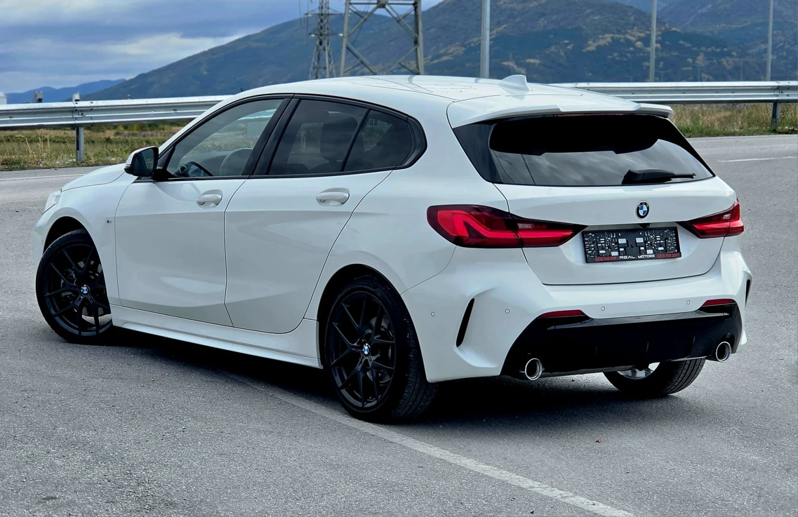 BMW 118 M Sport, снимка 4 - Автомобили и джипове - 56238685