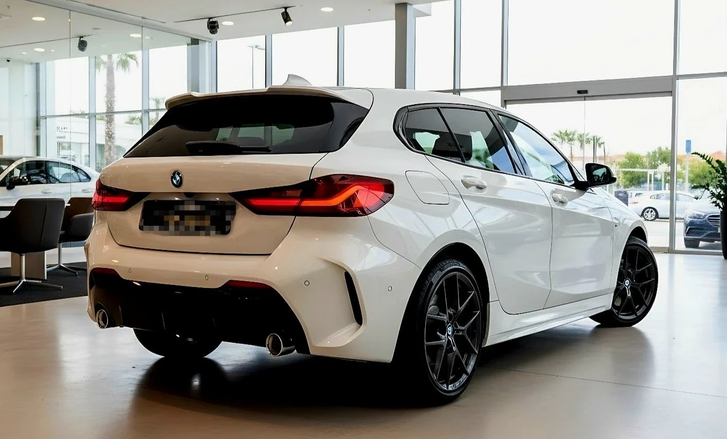 BMW 118 M Sport, снимка 4 - Автомобили и джипове - 56238685