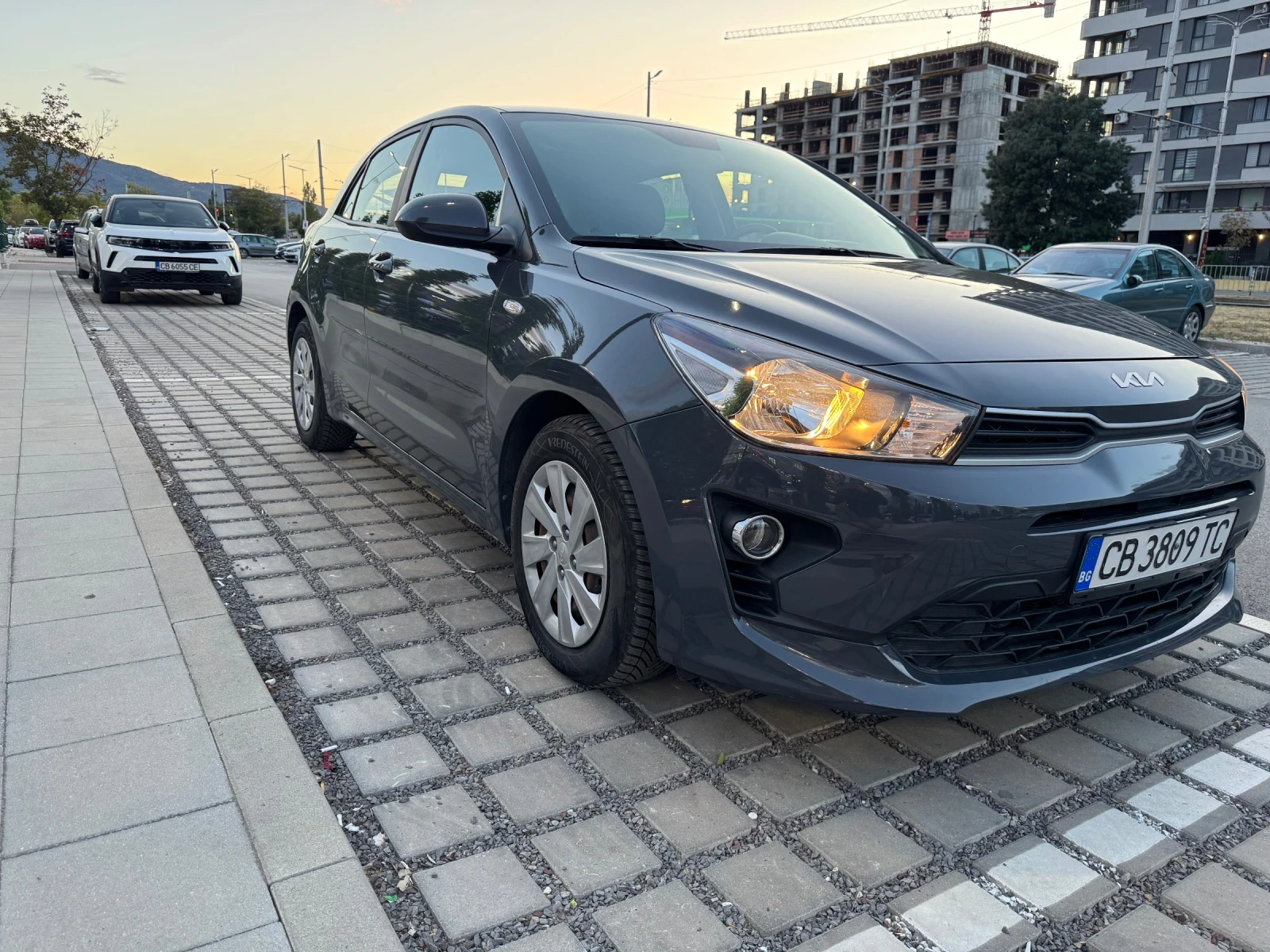Kia Rio 1.2 cvvt, снимка 4 - Автомобили и джипове - 56343475