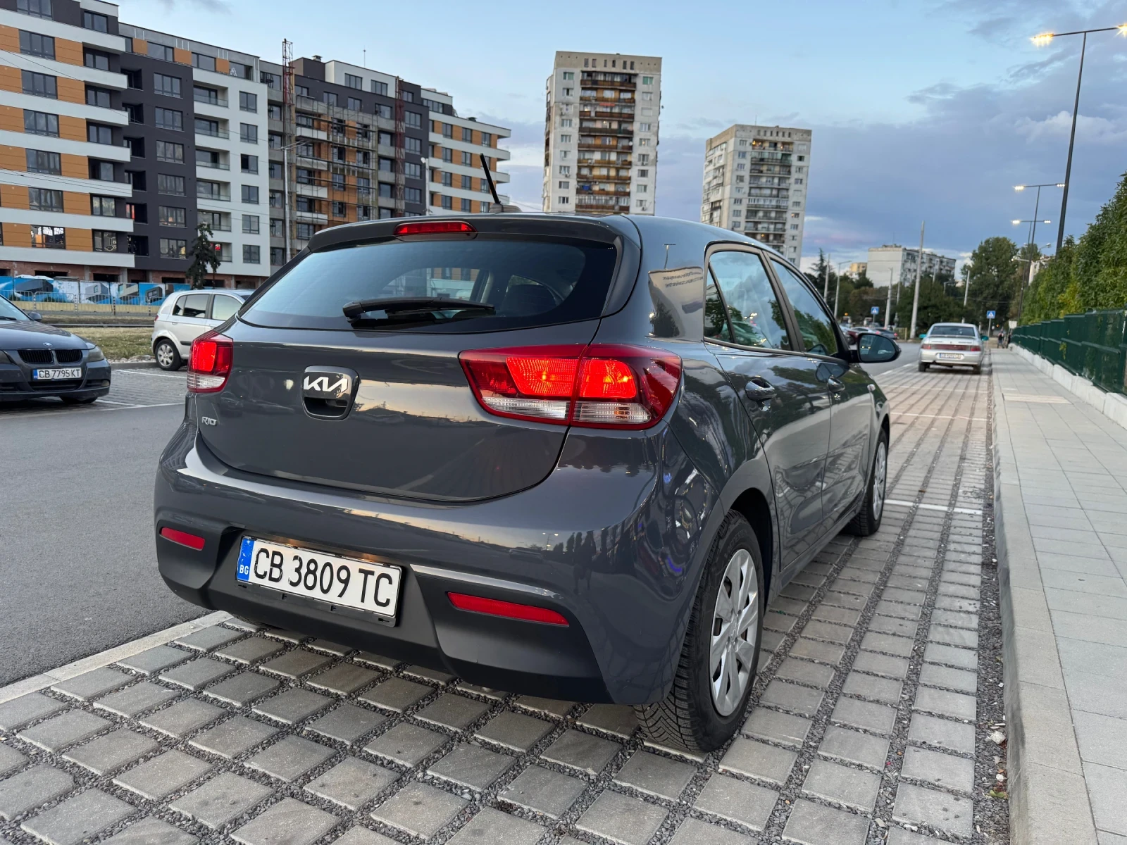 Kia Rio 1.2 cvvt, снимка 2 - Автомобили и джипове - 56343475