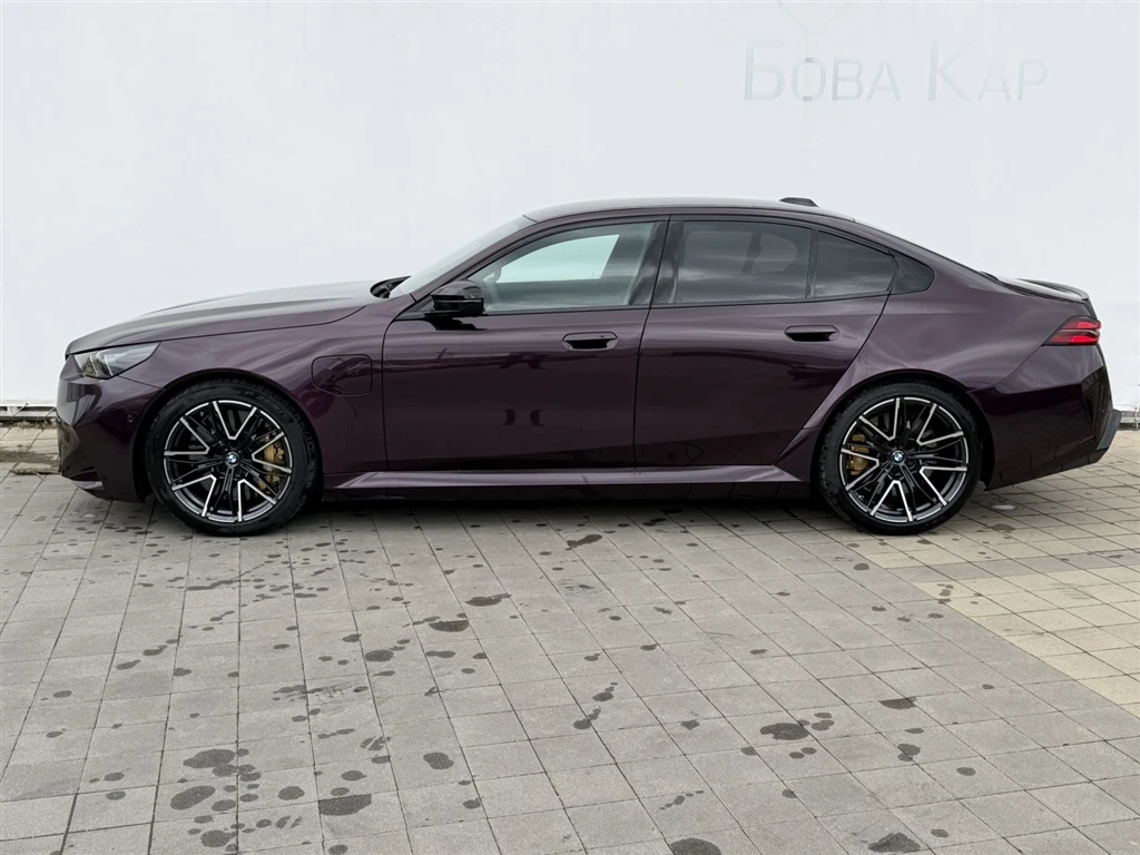 BMW M5 Sedan, снимка 3 - Автомобили и джипове - 56740095