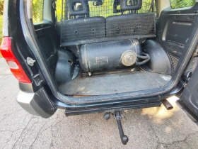 Toyota Rav4 2, 0 ГАЗ-БЕНЗИН, снимка 11