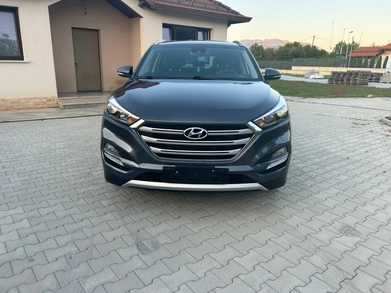 Hyundai Tucson IX35 Euro 6B, снимка 1 - Автомобили и джипове - 47438769