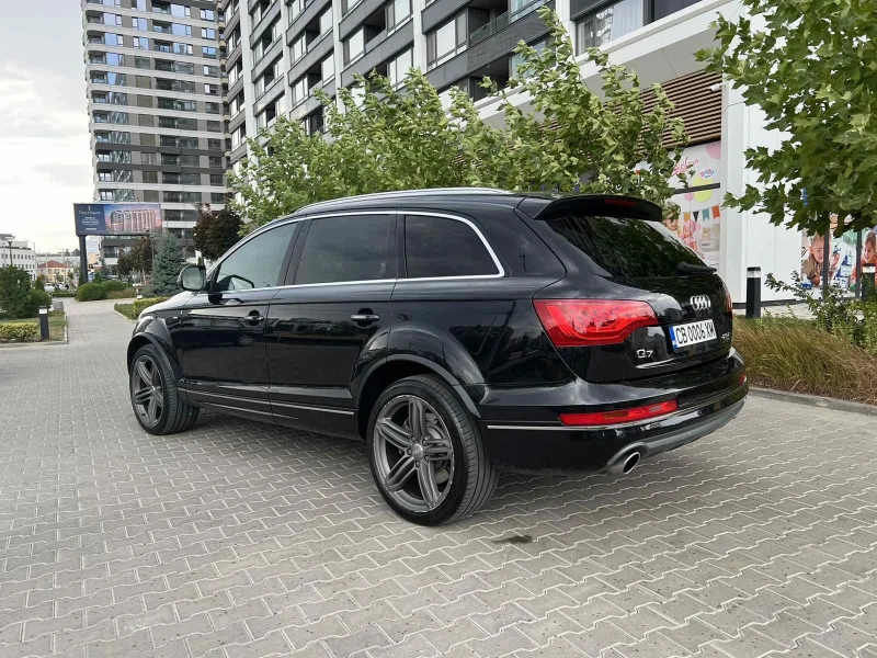 Audi Q7, снимка 3 - Автомобили и джипове - 48018912