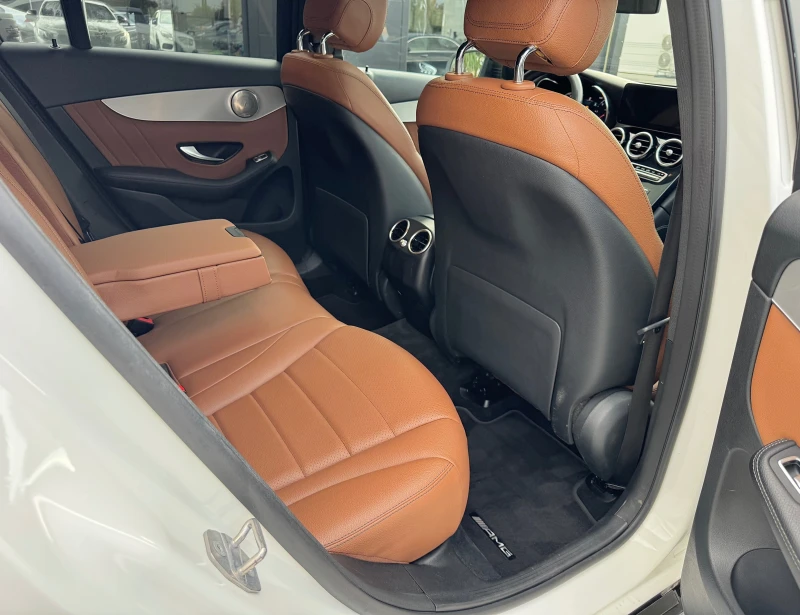 Mercedes-Benz GLC 220 d 4Matic Coupe AMG Pack Подгрев/Камера, снимка 14 - Автомобили и джипове - 52147839