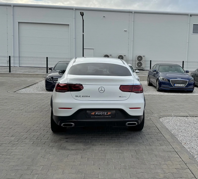 Mercedes-Benz GLC 220 d 4Matic Coupe AMG Pack Подгрев/Камера, снимка 5 - Автомобили и джипове - 52147839