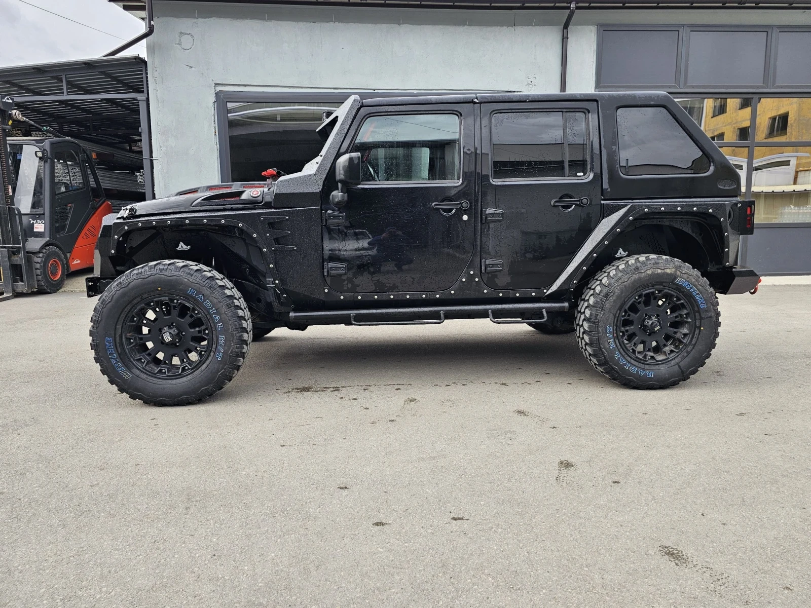 Jeep Wrangler  - изображение 3