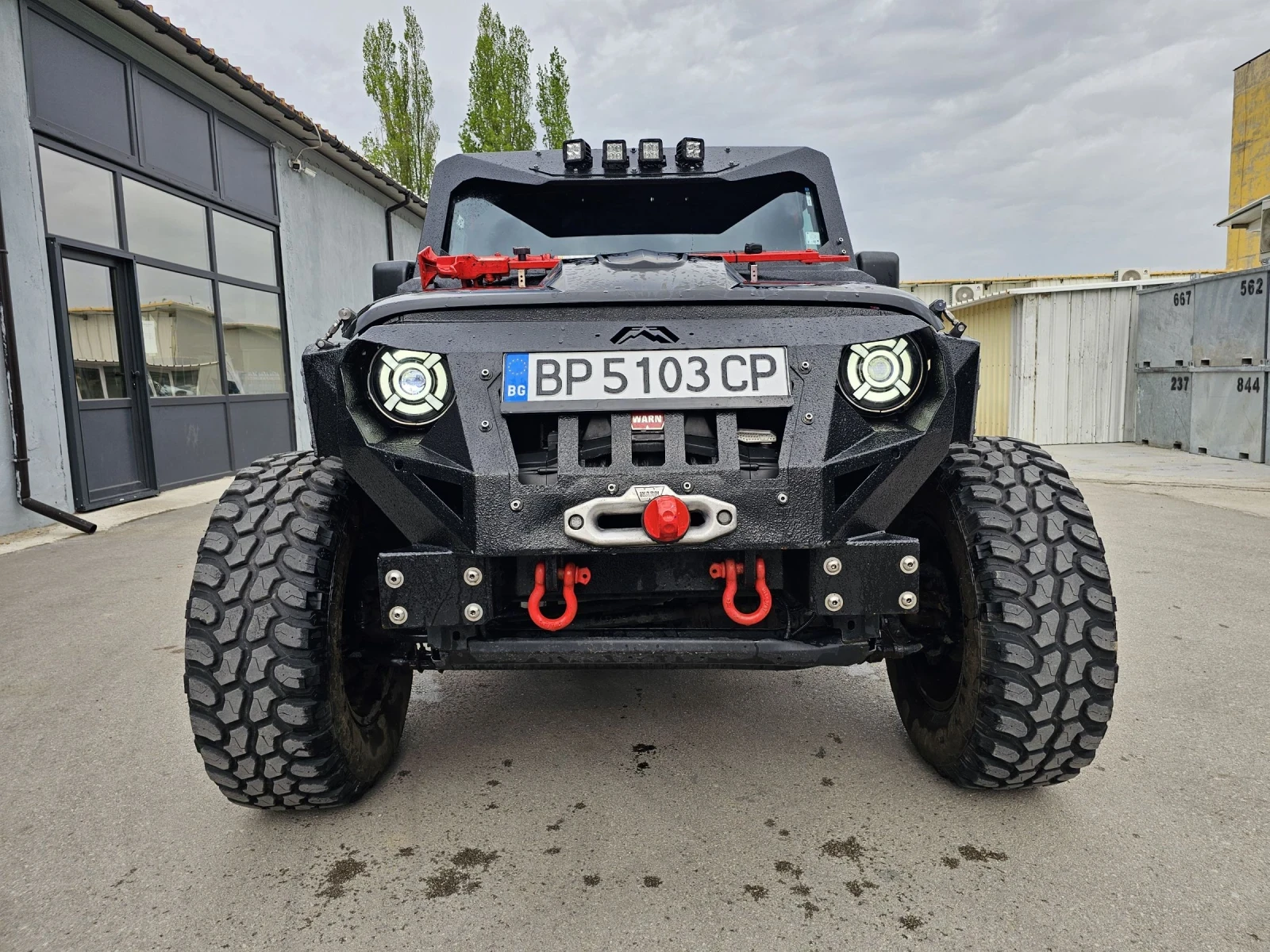 Jeep Wrangler  - изображение 2