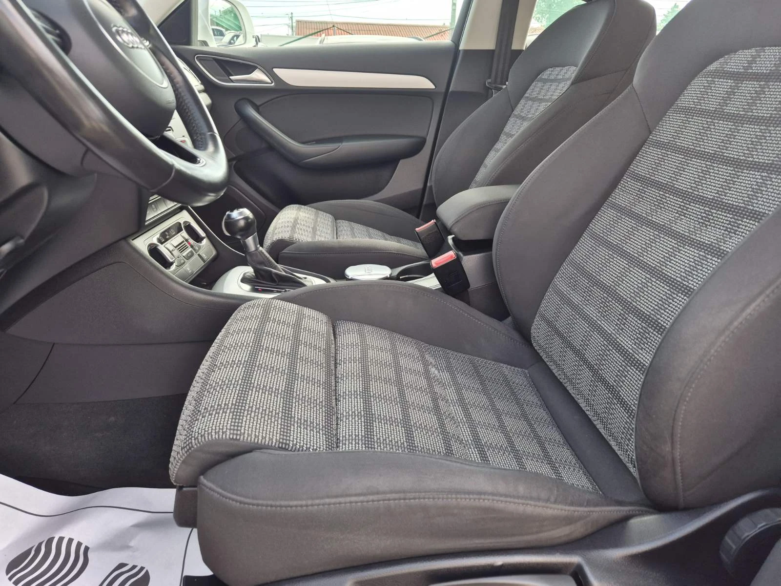 Audi Q3 2.0D-FACE LIFT-ПАНОРАМА-4×4 - изображение 7
