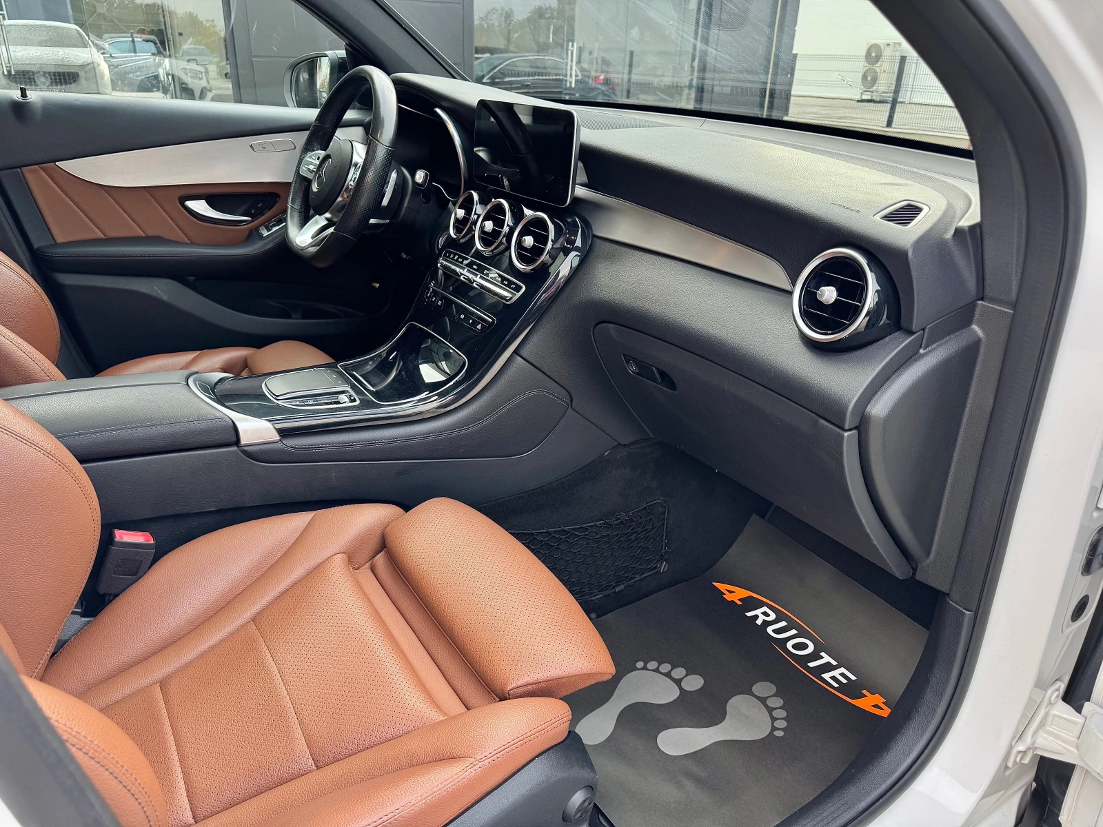 Mercedes-Benz GLC 220 d 4Matic Coupe AMG Pack / | Mobile.bg   10