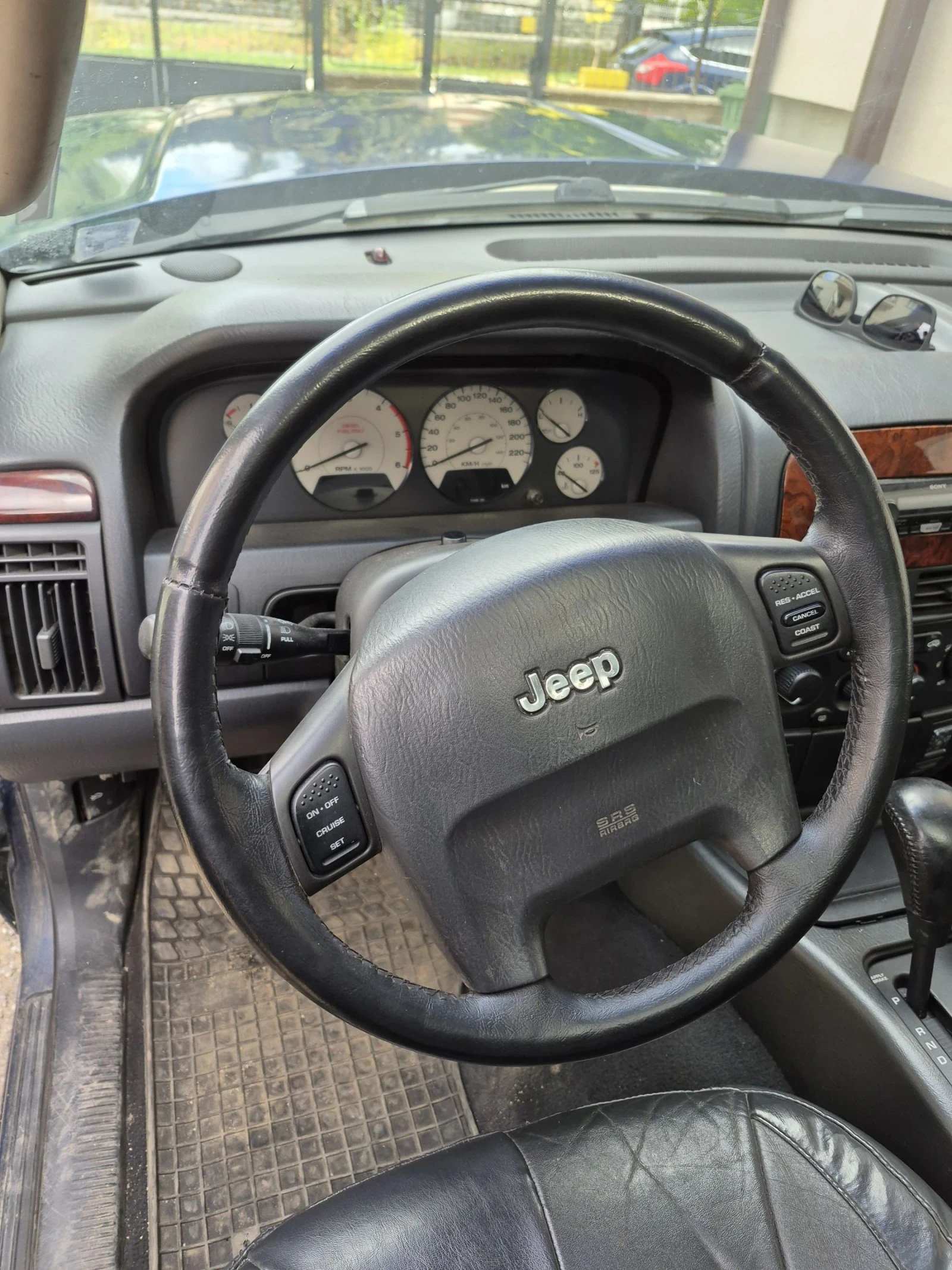 Jeep Grand cherokee, снимка 6 - Автомобили и джипове - 54352401