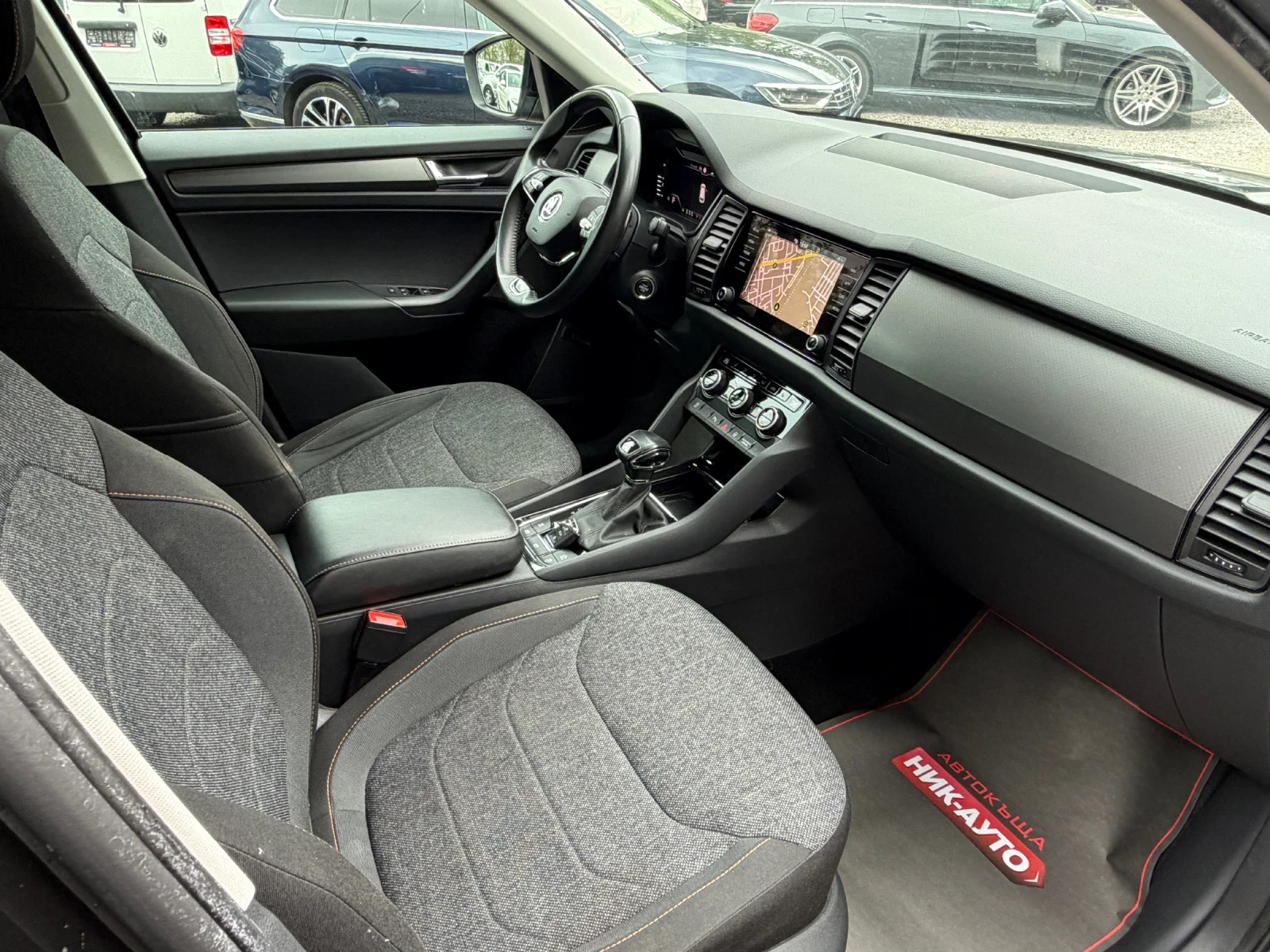 Skoda Kodiaq 2.0TSI * 4X4* DSG* SWISS* VIRTUAL COCKPIT* CARPLAY, снимка 11 - Автомобили и джипове - 54484800