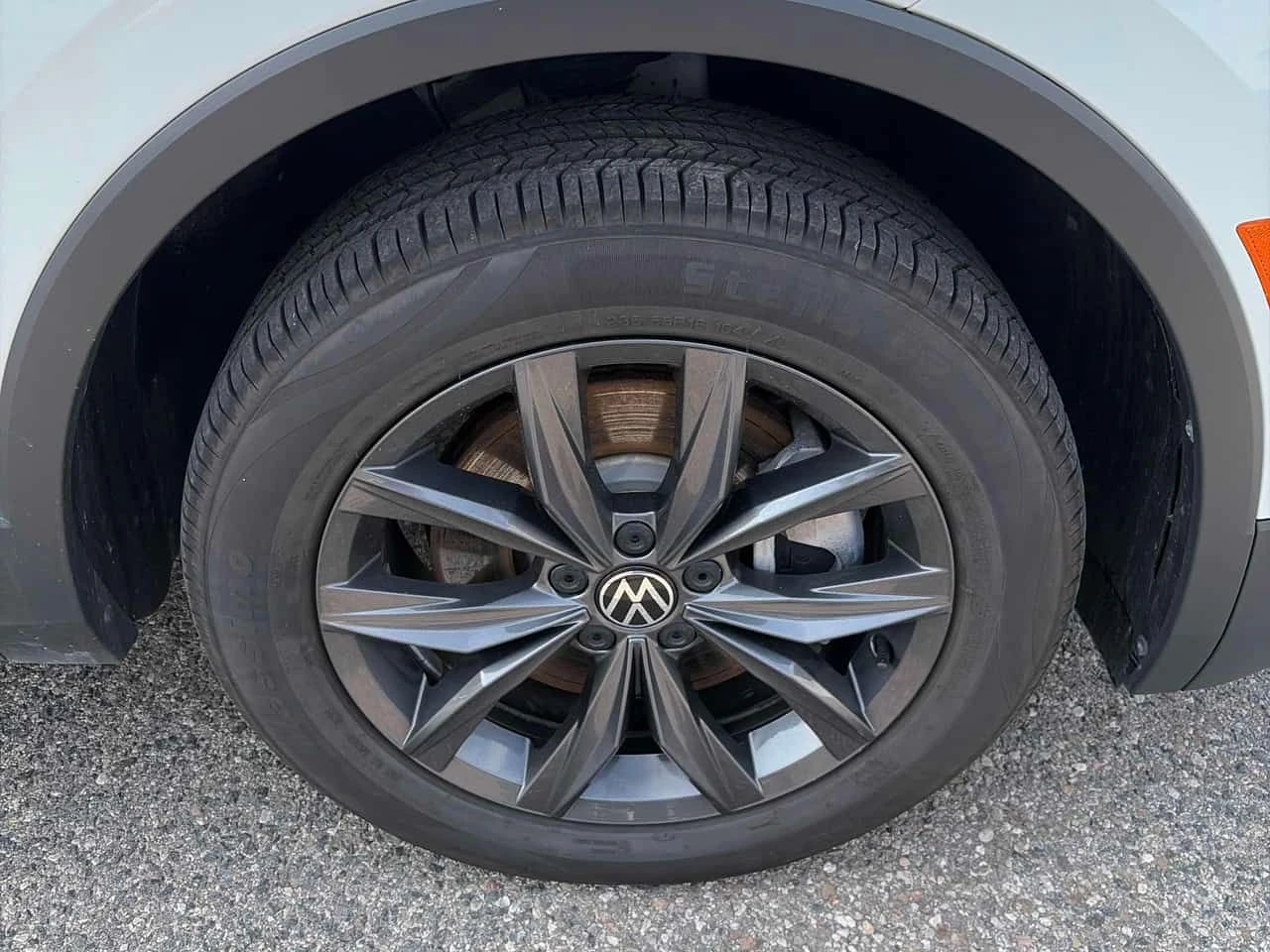 VW Tiguan * Comfortline * ПОДГРЕВ* ПАНОРАМА * , снимка 7 - Автомобили и джипове - 55547812