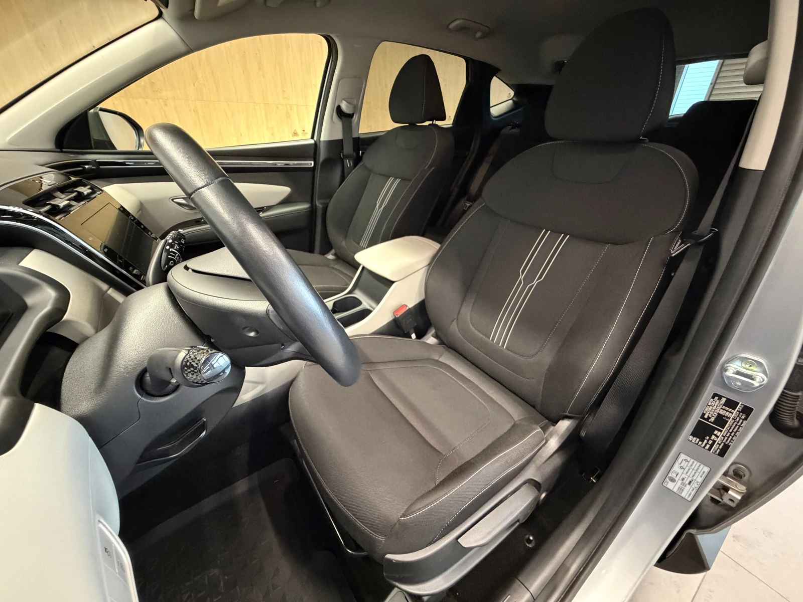 Hyundai Tucson COMFORT, снимка 12 - Автомобили и джипове - 56620162