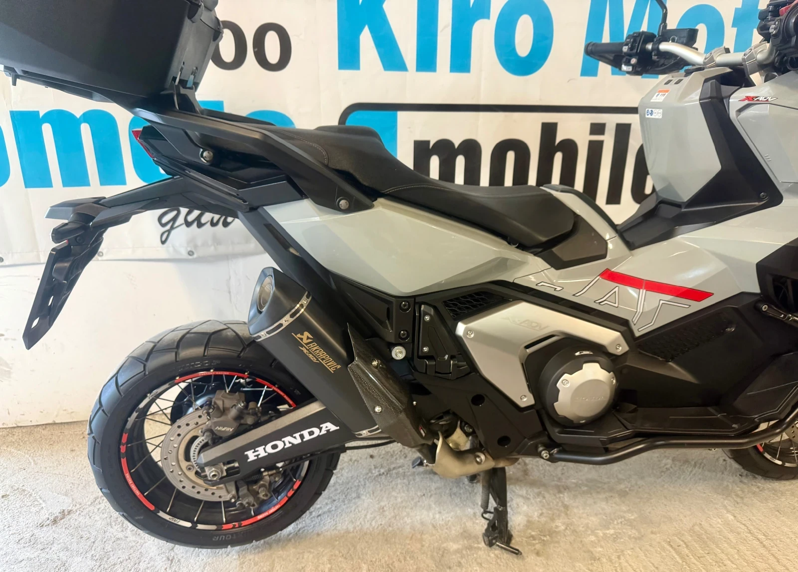 Honda X-ADV 750i ABS TCS LED AKRAPOVIC , снимка 9 - Мотоциклети и мототехника - 55236959