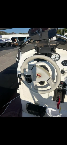 Лодка Yamaha RIP 470 , снимка 8