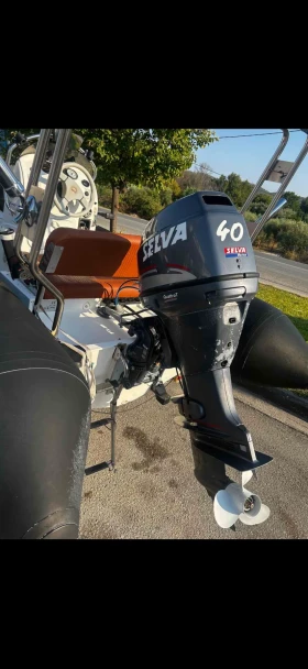 Лодка Yamaha RIP 470 , снимка 5