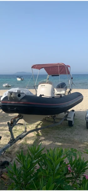 Лодка Yamaha RIP 470 , снимка 12