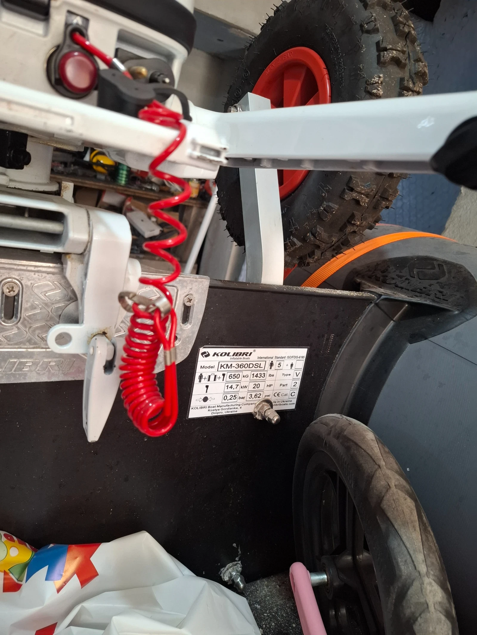 Надуваема лодка Honda Marine Kolibri, снимка 4 - Воден транспорт - 55806603