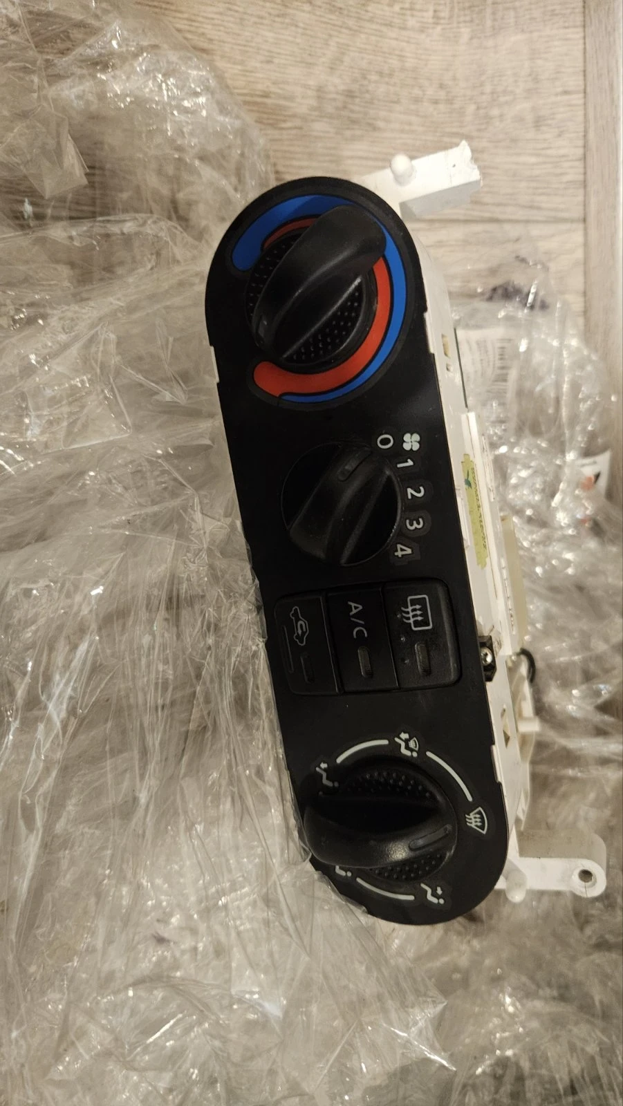 Панел за климатик на  Nissan Almera