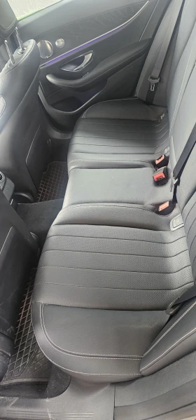 Mercedes-Benz E 300 9G tronic, снимка 8
