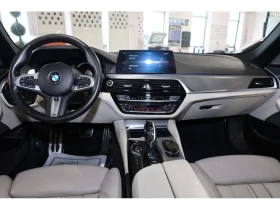 BMW 530E xDrive*    * (CARFAX) | Mobile.bg    12