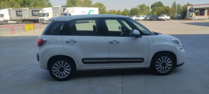 Fiat 500L, снимка 3 - Автомобили и джипове - 46928852