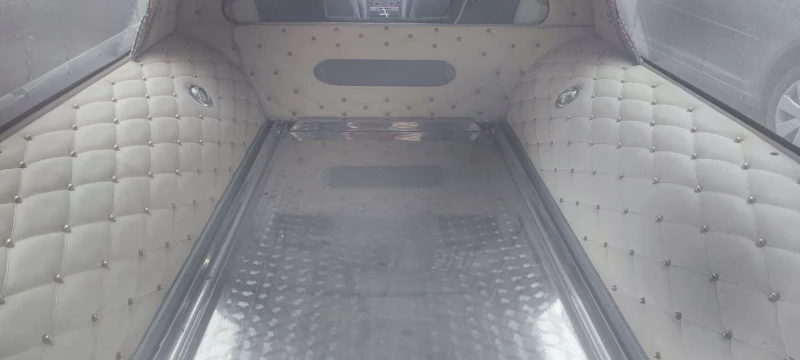 Mercedes-Benz E 270 2700, снимка 11 - Автомобили и джипове - 52136143