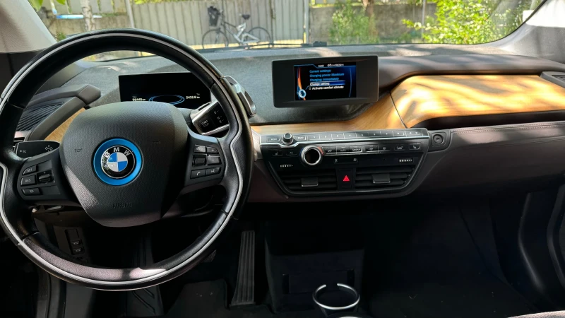 BMW i3 BEV 60ah 170кс, снимка 17 - Автомобили и джипове - 48031233