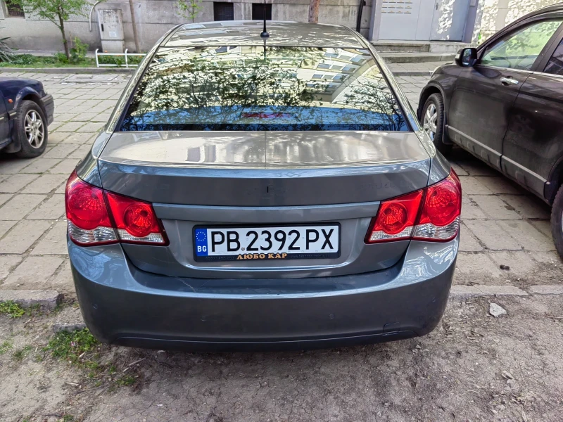 Chevrolet Cruze, снимка 11 - Автомобили и джипове - 47608607