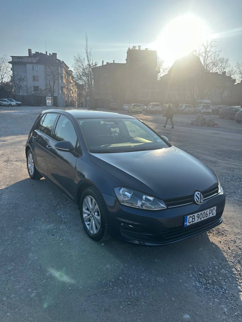 VW Golf, снимка 1 - Автомобили и джипове - 48982160