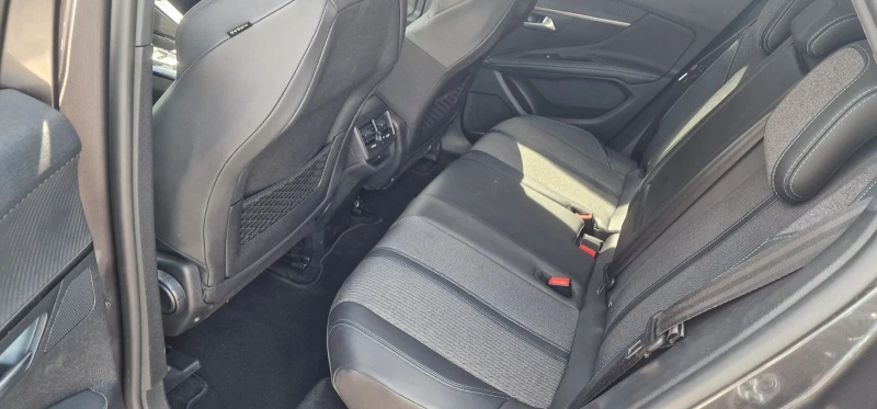 Peugeot 3008 1.5, снимка 6 - Автомобили и джипове - 51812401