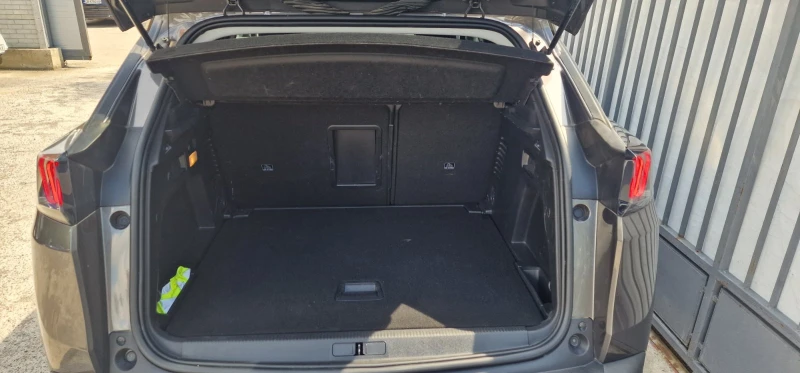 Peugeot 3008 1.5, снимка 8 - Автомобили и джипове - 51812401